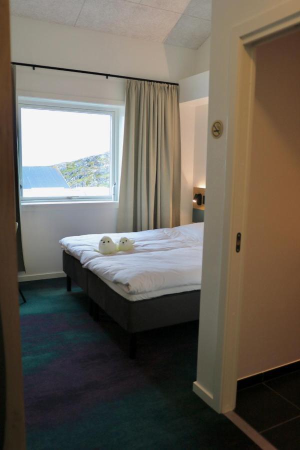 Hotel Aurora Nuuk Kültér fotó